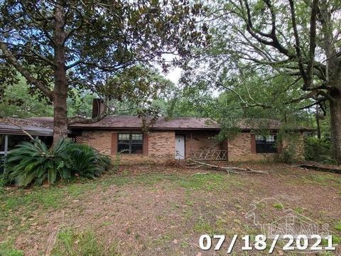 5164 Hamilton Ln, Pace, FL 32571 photo 1