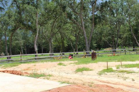 5038 Toebars Tr, Milton, FL 32583 photo 11
