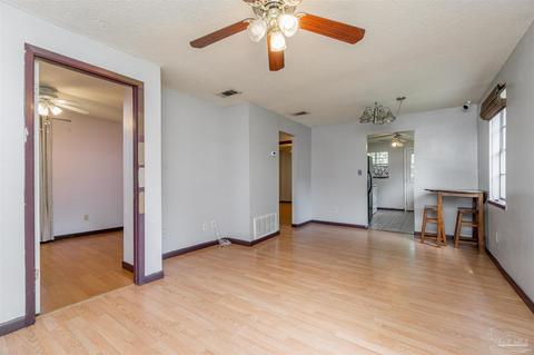 6209 Weekly St, Milton, FL 32570 photo 5