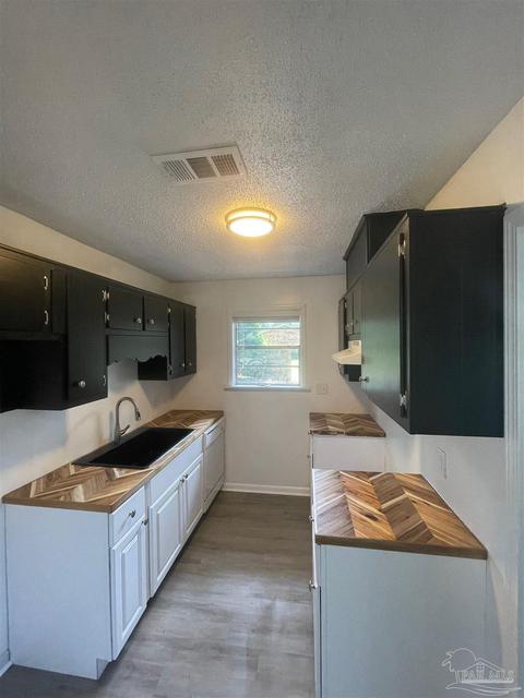 6129 Carr Rd, Milton, FL 32583 photo 2
