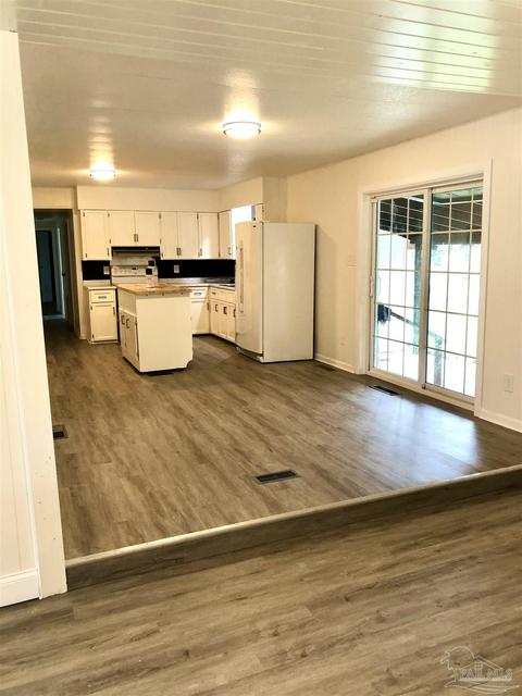 4211 Seapoint Cir, Pace, FL 32571 photo 13