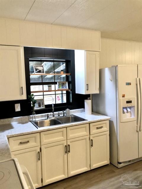 4211 Seapoint Cir, Pace, FL 32571 photo 6