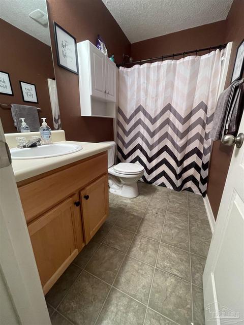 5206 E Spencer Field Rd, Pace, FL 32571 photo 13
