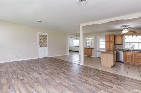 5423 Easy St, Milton, FL 32570 photo 4