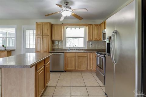 5423 Easy St, Milton, FL 32570 photo 6