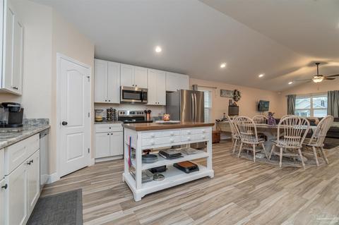 3012 N 25th Ave, Milton, FL 32583 photo 10