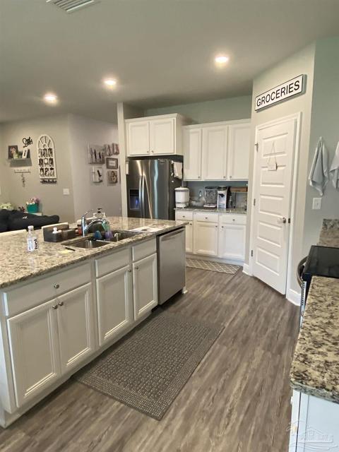 3789 Hawks Landing Cir, Pace, FL 32571 photo 7