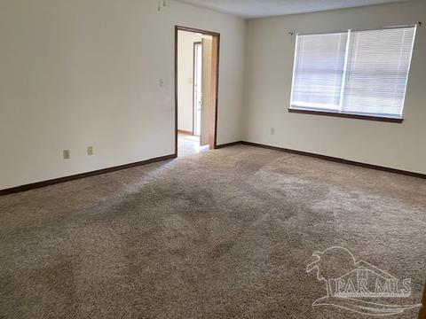 4616 Heatherwood Way, Pace, FL 32571 photo 10