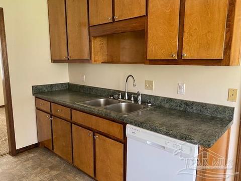 4616 Heatherwood Way, Pace, FL 32571 photo 2