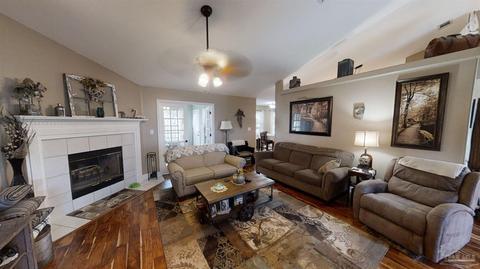 5566 Whispering Woods Dr, Pace, FL 32571 photo 2