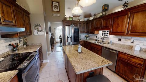 5566 Whispering Woods Dr, Pace, FL 32571 photo 8