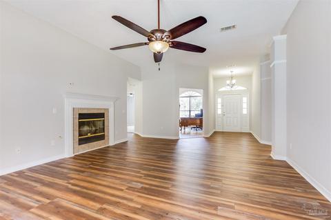 5829 Michael Dr, Milton, FL 32583 photo 6