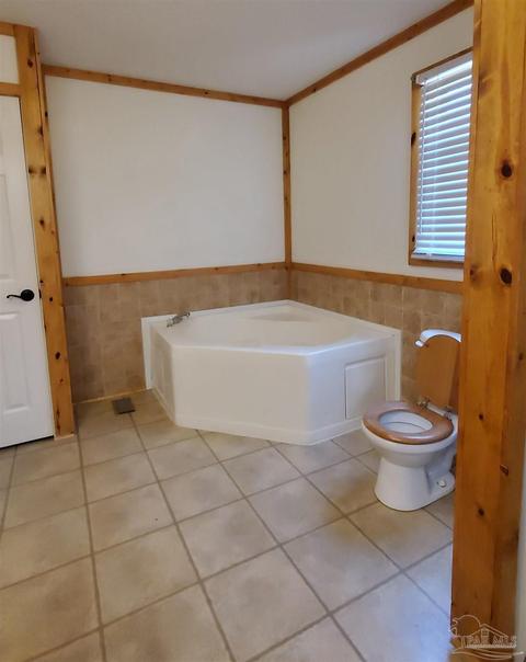 6787 Barnhill Rd, Milton, FL 32570 photo 3
