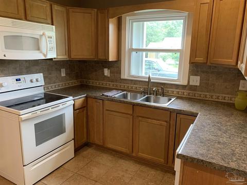 5559 Birch St, Milton, FL 32570 photo 5