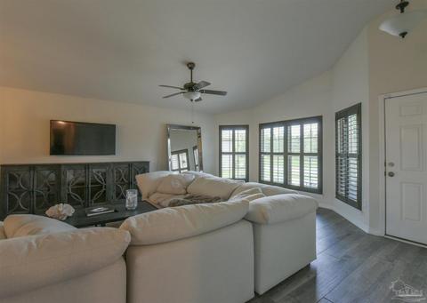 4345 Village Oak Ln, Pace, FL 32571 photo 21