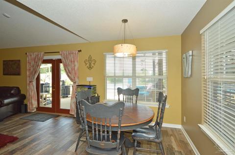 676 Hanley Downs Dr, Cantonment, FL 32533 photo 9