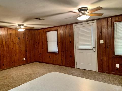 7512 Deck St, Milton, FL 32570 photo 5