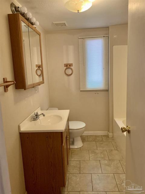 7512 Deck St, Milton, FL 32570 photo 6