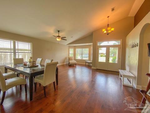5467 Tucker Cir, Pace, FL 32571 photo 4