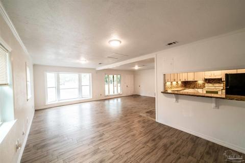 5270 Springdale Dr, Milton, FL 32570 photo 15