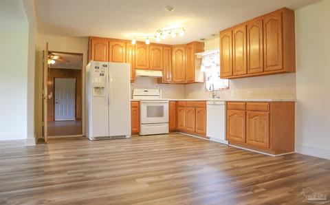 6092 Cedar Tree Dr, Milton, FL 32570 photo 10
