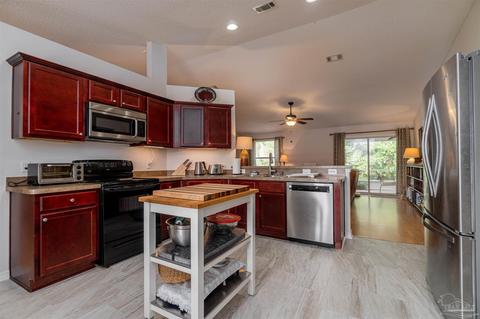 4619 Carmel Cir, Pace, FL 32571 photo 11