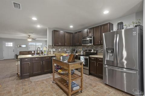 3919 Venice Ln, Pace, FL 32571 photo 12