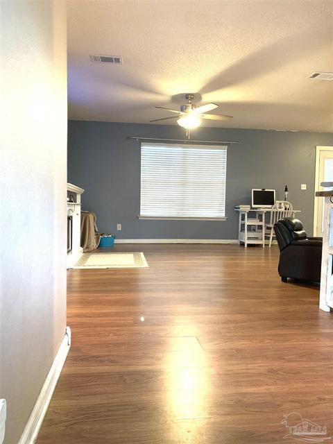 3427 Gardenview Rd, Pace, FL 32571 photo 2