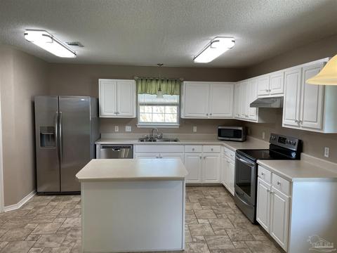 1282 Tate Rd, Cantonment, FL 32533 photo 8