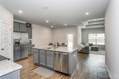 920 Jacobs Way, Cantonment, FL 32533 photo 7