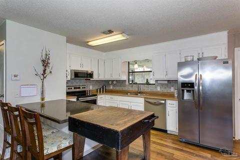 4432 Nora Ave, Pace, FL 32571 photo 9