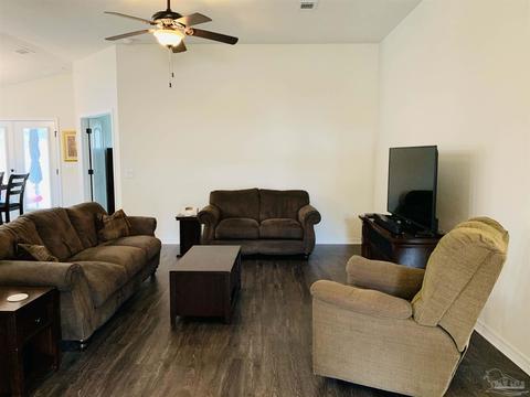 5734 Peach Dr, Pace, FL 32571 photo 4
