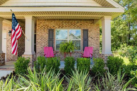 3900 Hawks Landing Cir, Pace, FL 32571 photo 2
