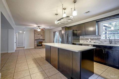 6420 Aspen Ave, Milton, FL 32570 photo 8