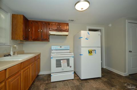 5566 Hearn St, Milton, FL 32570 photo 17