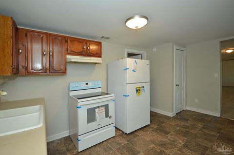 5566 Hearn St, Milton, FL 32570 photo 18