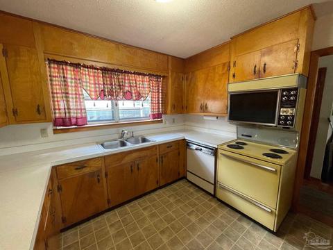 7766 Erudition Ave, Milton, FL 32583 photo 18