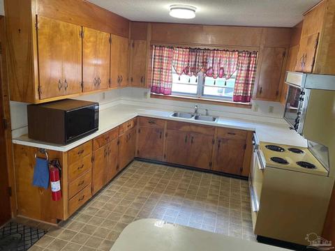 7766 Erudition Ave, Milton, FL 32583 photo 11