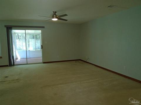 7650 Hidalgo Ln, Milton, FL 32583 photo 3