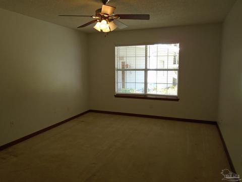 7650 Hidalgo Ln, Milton, FL 32583 photo 8
