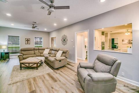 3413 Edinburgh Dr, Pace, FL 32571 photo 6