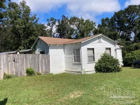 9943 N Davis Hwy, Pensacola, FL 32514