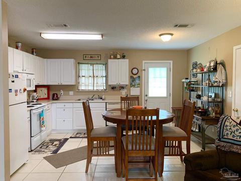 5433 Gwen Ln, Pace, FL 32571 photo 5