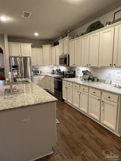 4961 Dupont Cir, Pace, FL 32571 photo 5