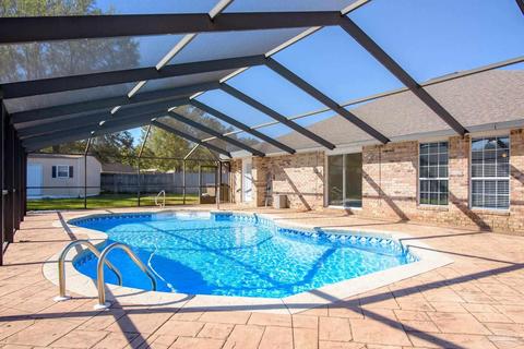 4873 Laurel Oak Dr, Pace, FL 32571 photo 2