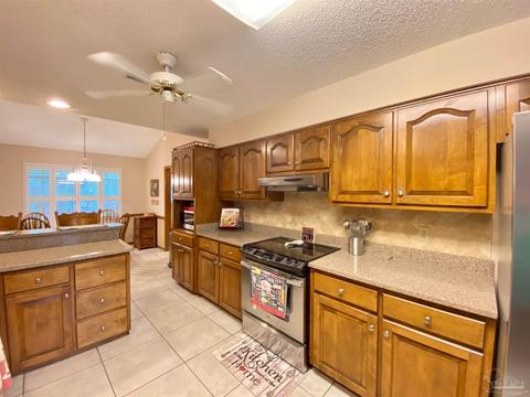 504 Turnberry Rd, Cantonment, FL 32533 photo 10