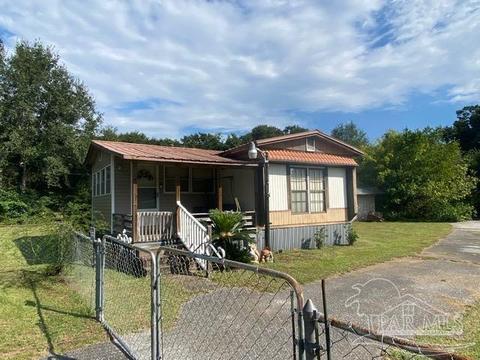 4767 Breezy Ln, Pace, FL 32571 photo 4