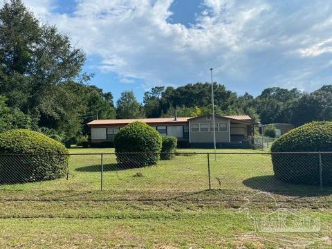 4767 Breezy Ln, Pace, FL 32571 photo 2