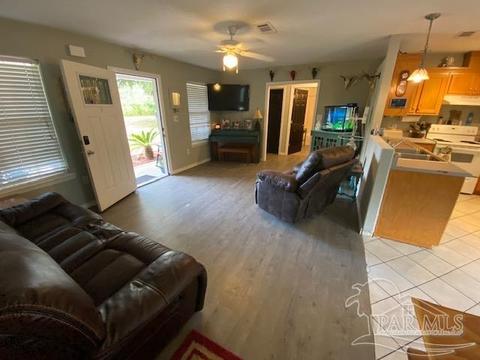 6789 Contentment St, Milton, FL 32583 photo 4