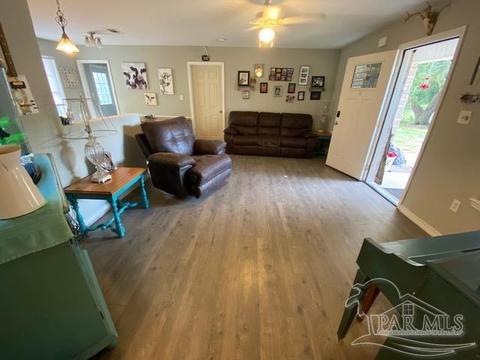6789 Contentment St, Milton, FL 32583 photo 3
